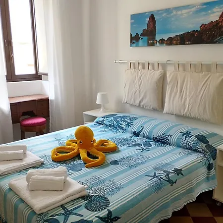 Andrea'S Guesthouse Catane Extérieur photo
